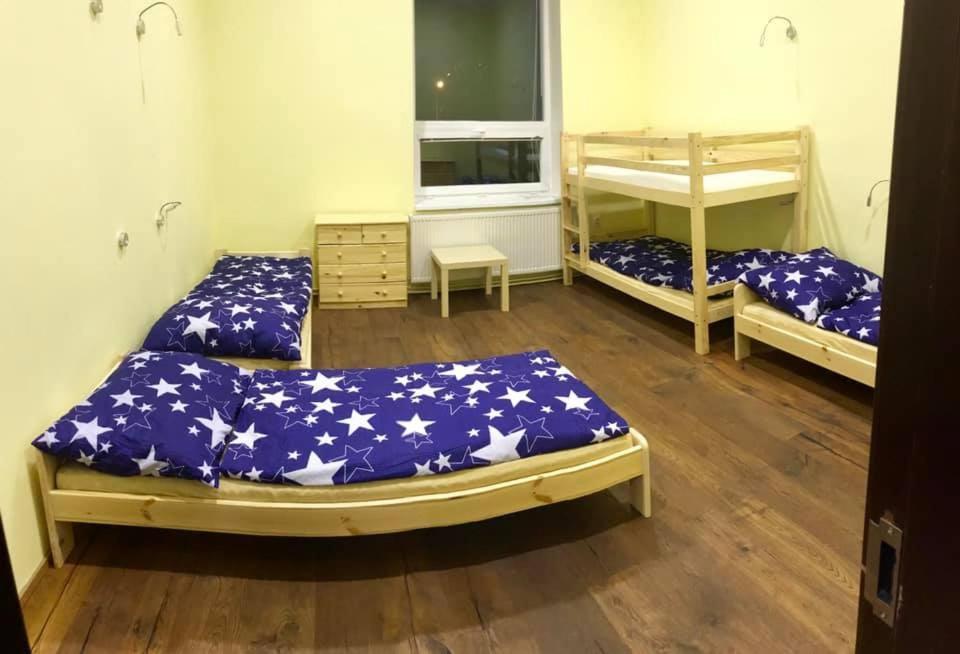 Sokolovna Trutnov Hostel Bagian luar foto